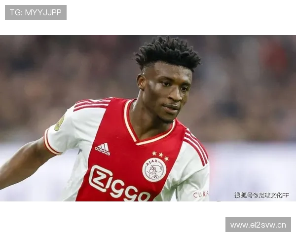 库杜斯：从北西兰新星到阿贾克斯王牌的生涯全景解析